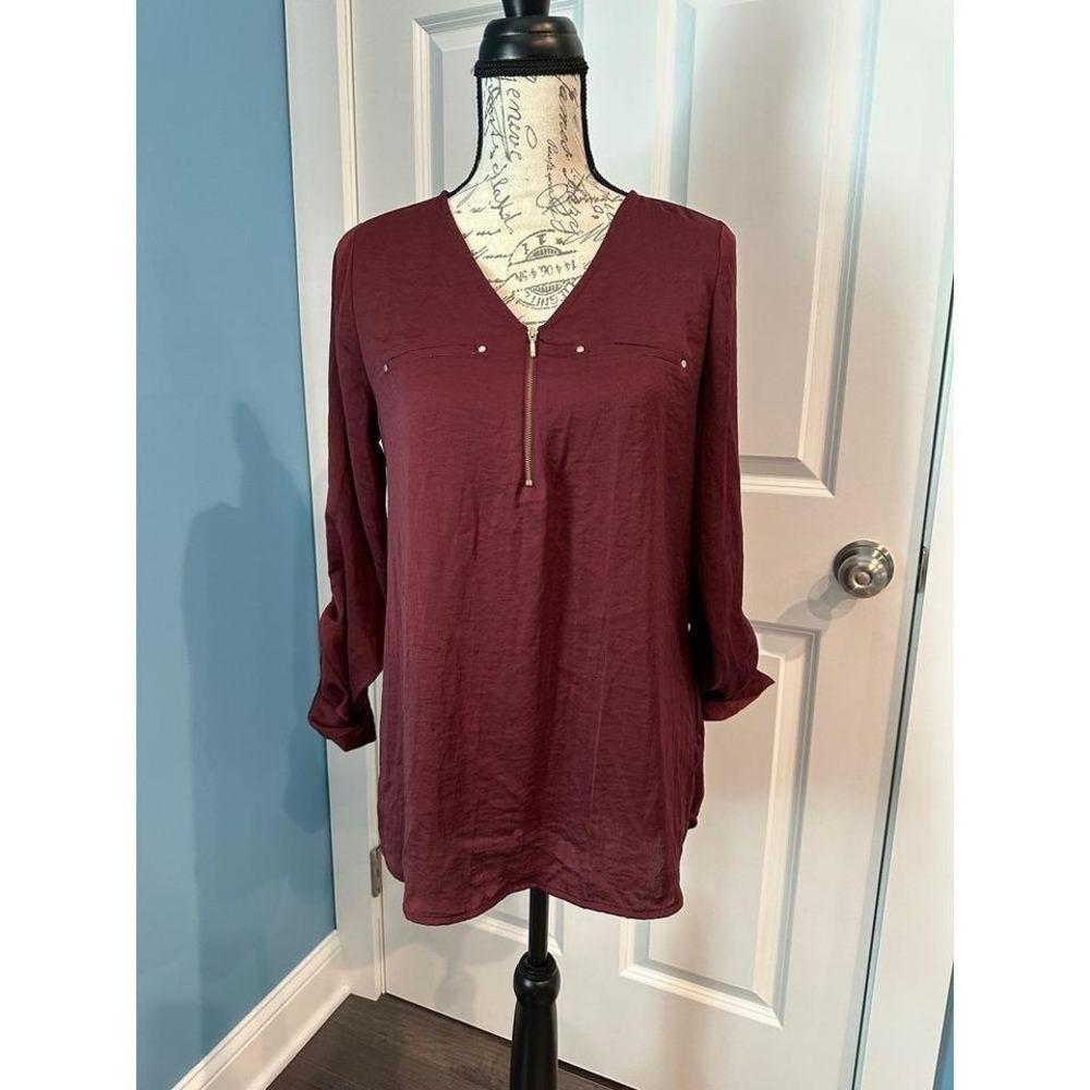 Womans Tops Apt 9 Size Small BNWT